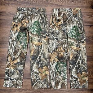 Boys Under Armour Camo realtree pants with pockets size 6- two pairs